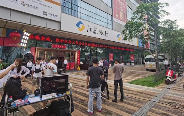 制作企業(yè)廣告宣傳片，讓企業(yè)挺立潮頭